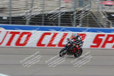 media/Oct-15-2022-Fastrack Riders (Sat) [[9a18b22502]]/Level4/Start Finish 900am/